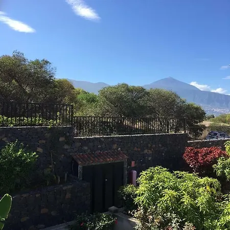 Сasa de vacaciones La Quinta Garden